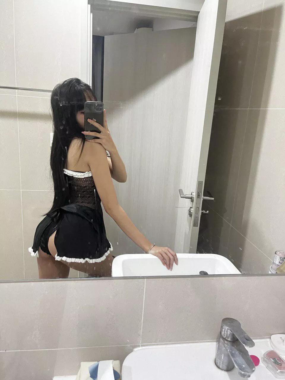 How do i look in this night gown?  posted by SecretXin