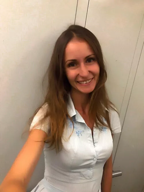 I take the cutest photos in the elevator  by Viki_soul