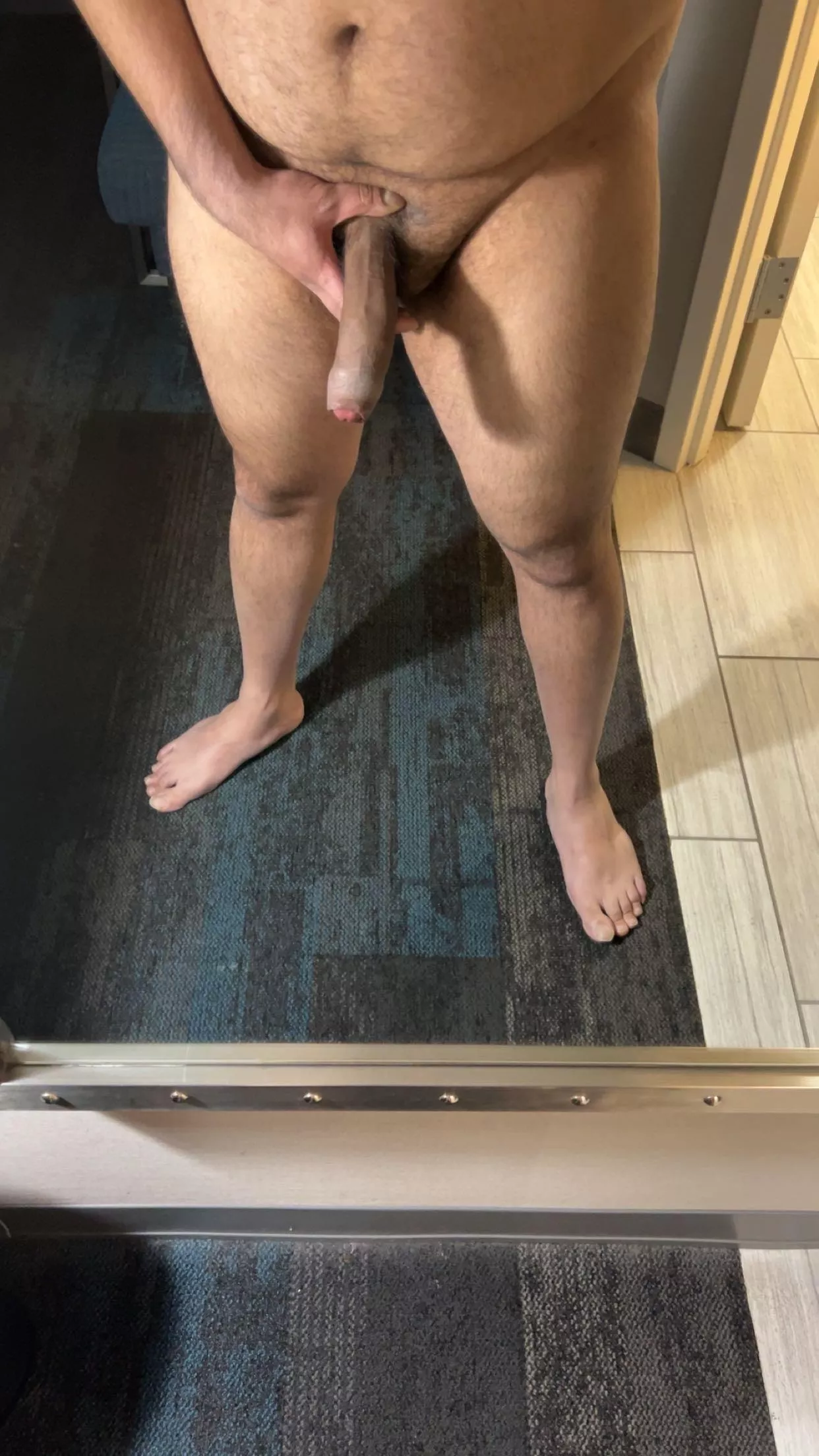 I’d love to pound you in front of this mirror. posted by HandsomeIndian95