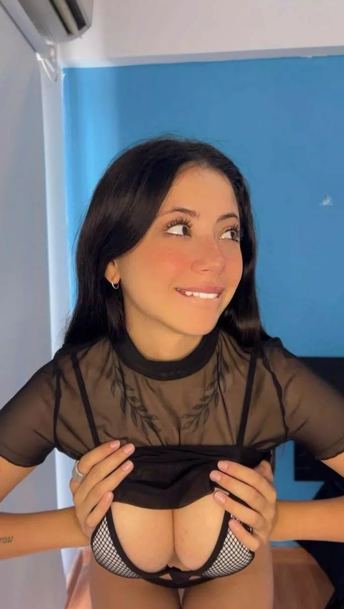 Is it okay to wear this in front of you tonight? 19F posted by reyna_quintana