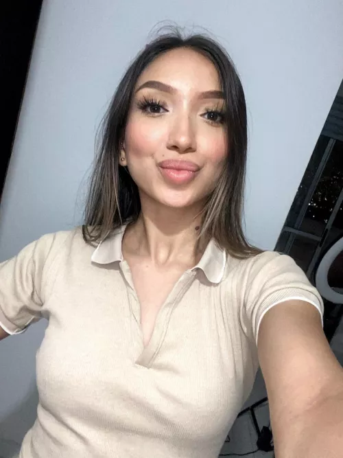 Lazy day at home alone  by xoLuciaaxo