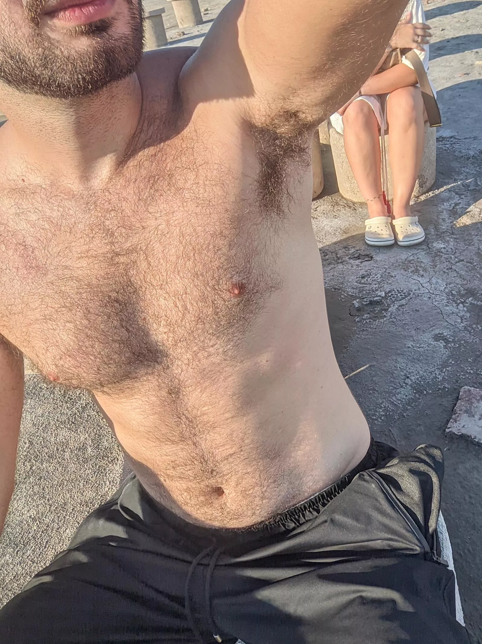 Nothing better than the smell of armpit after a day at the beach, do you want to give it a sniff ? posted by Tyzz69