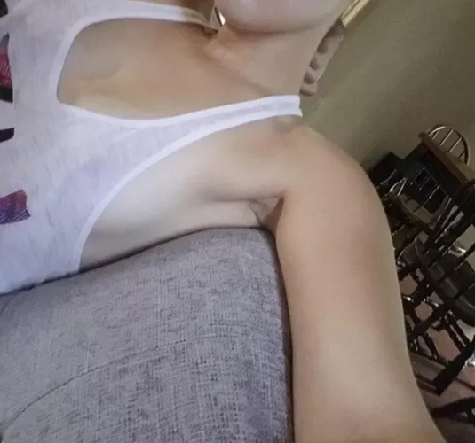 On of my favorite lazy tops 😁 by VickiesV