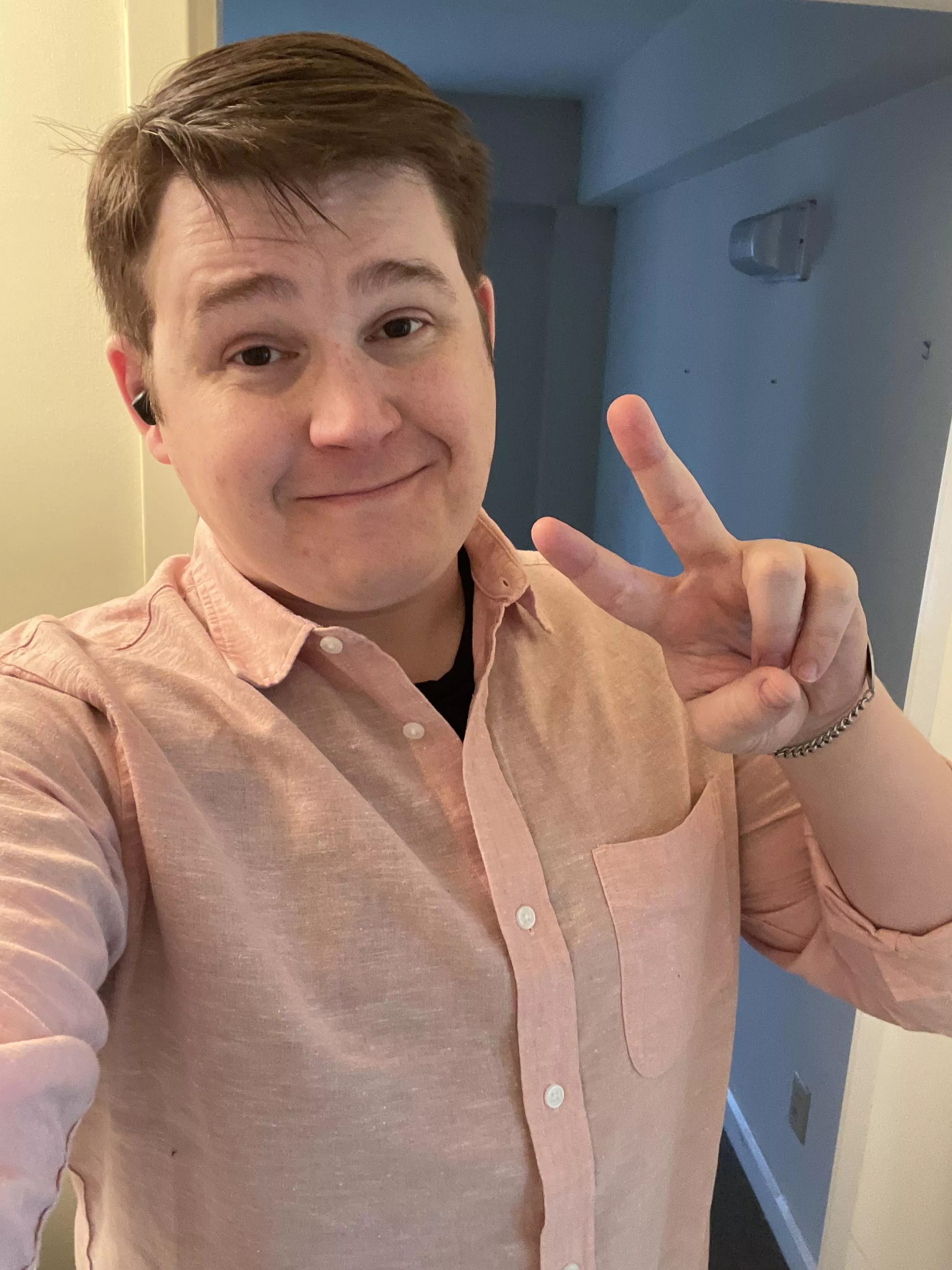 Peace, love and all that 😄 posted by WanderingBombardier