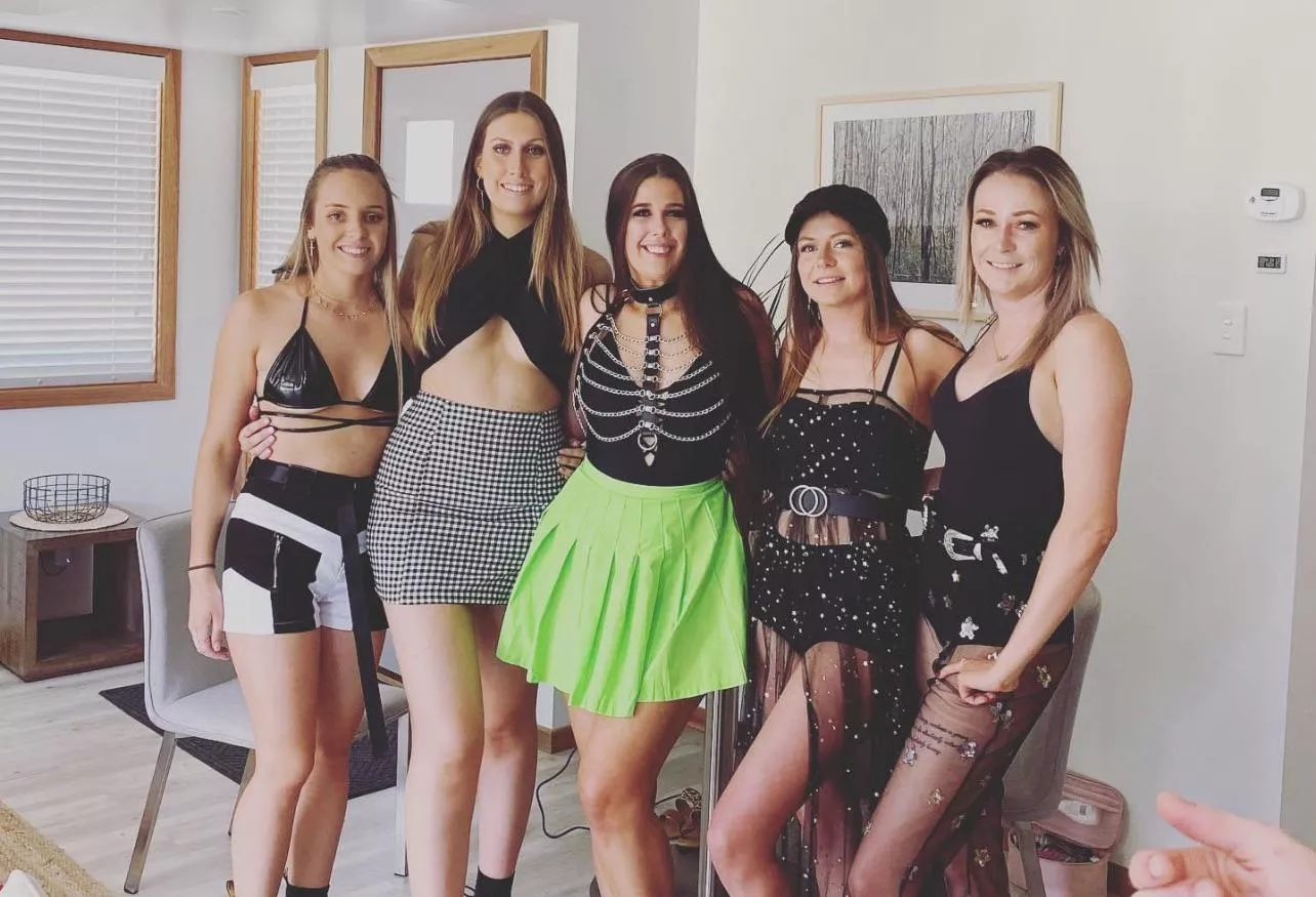 Pick your festival girl [5] posted by thataverageguymatt
