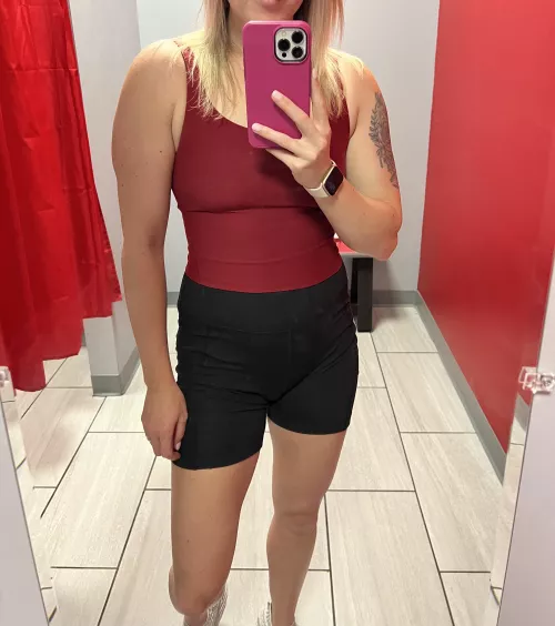 Prepare for me to be your favorite gym MILF by bhood822