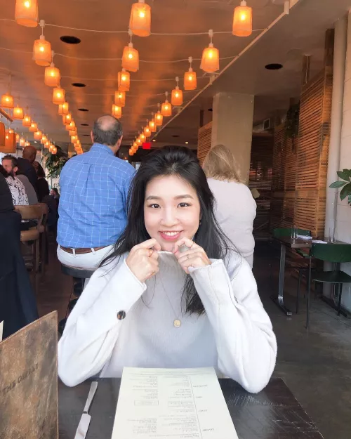 Sitting across from you by mercurymystery