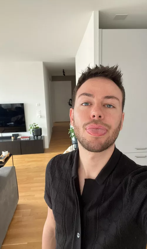 Sliding into the weekend  by andiliving