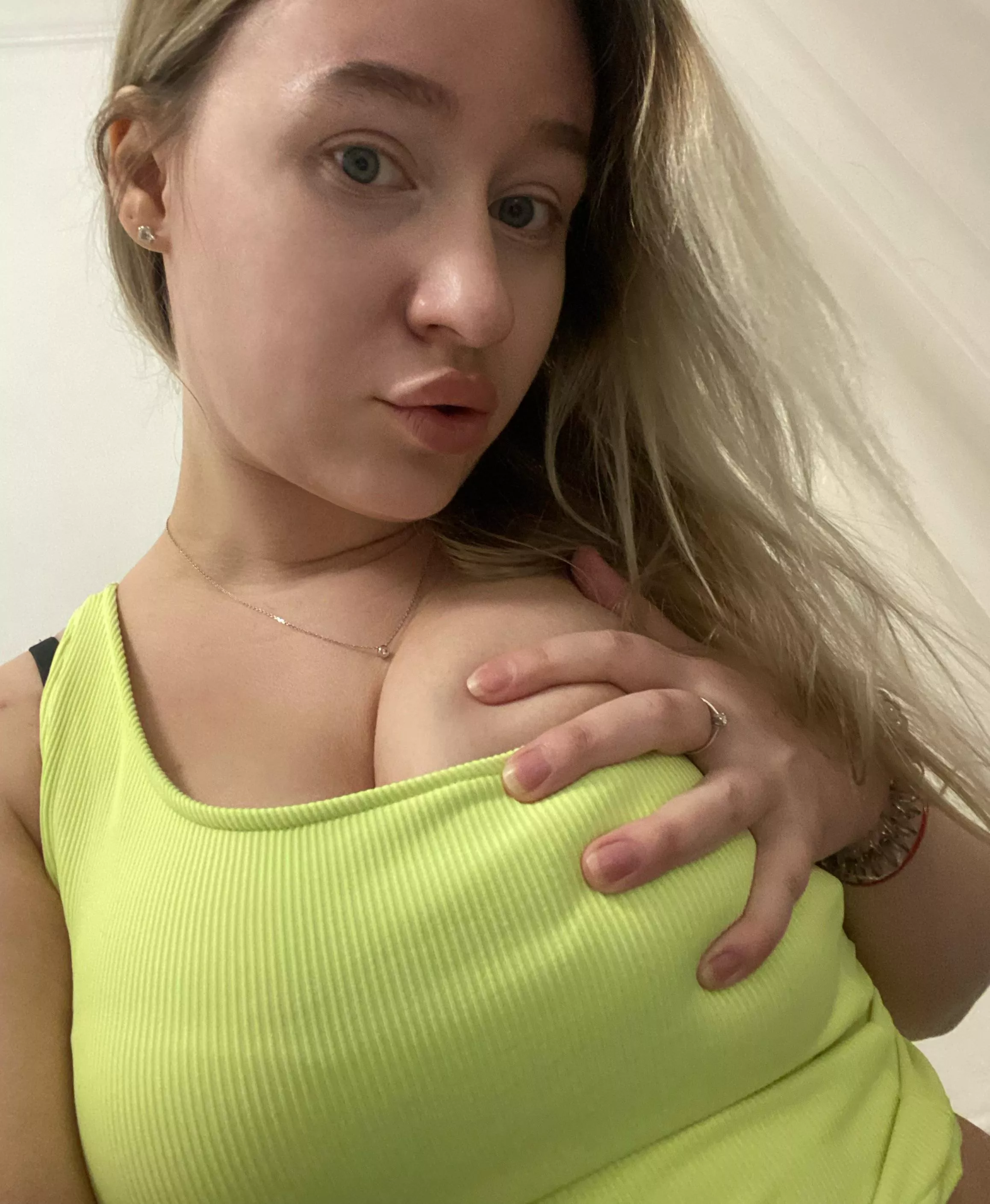Soft but tight, hot pussy🥵 posted by Iu_shelbi_babe