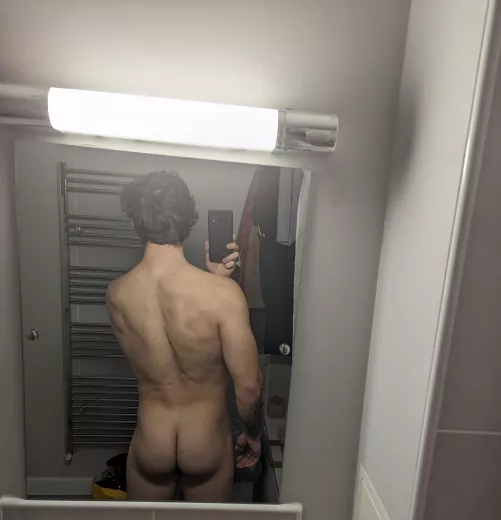 Squats are giving me a bubble butt  by Old-Contribution2960