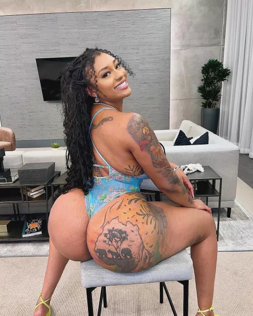 Tatted 🍑🍑💦💦 by Disastrous_Leave_727