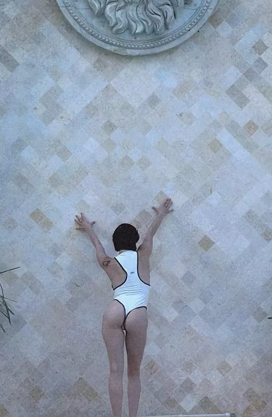 What color would you call that? posted by pplklp