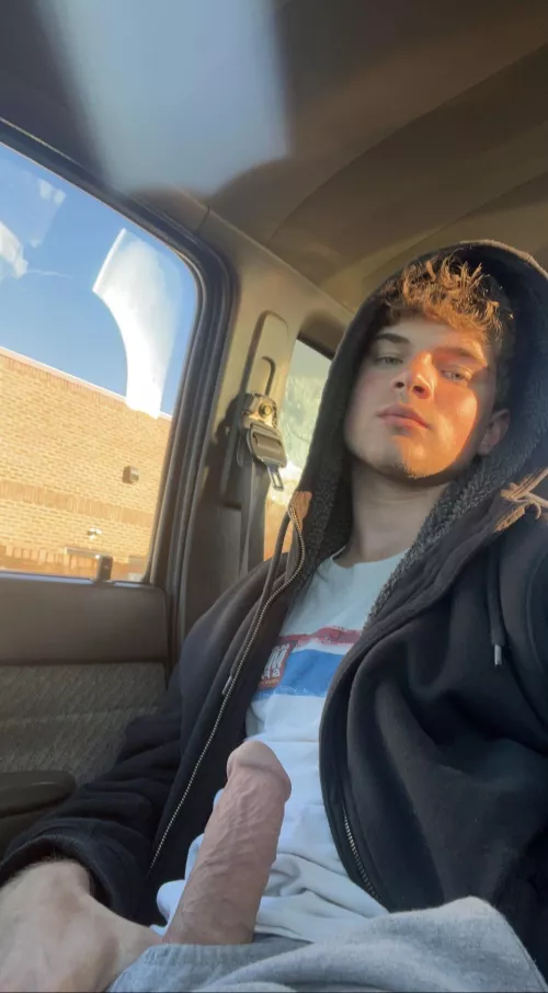 Who enjoys giving road head??  by PhysicsExact2370