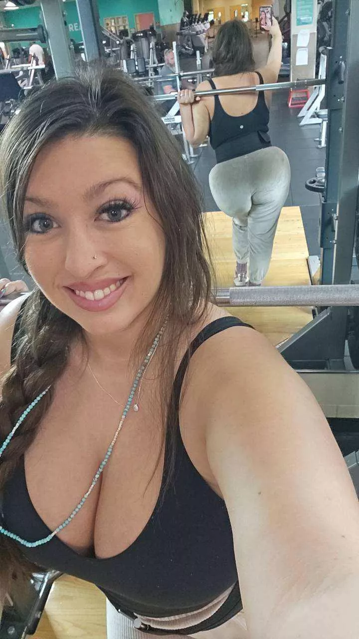 Wish your were my gym buddy  posted by Babylittlelo