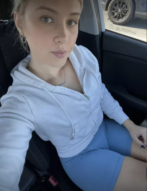 Wore my blue biker shorts to the gym today by sidmin