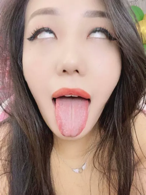 You make me feel the best. by PrettyHotAmazing