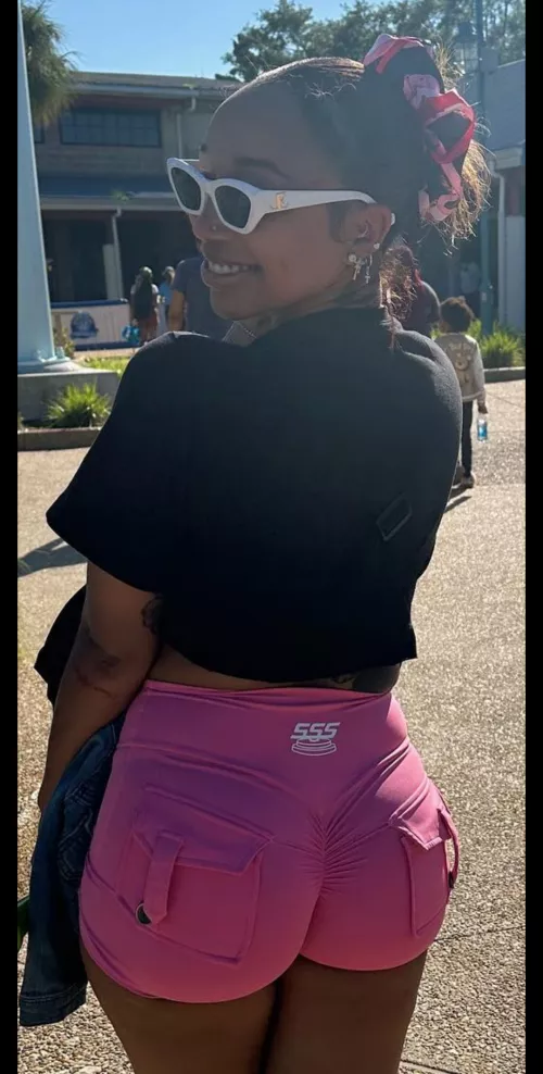 Zonnique by whitewomenisgod