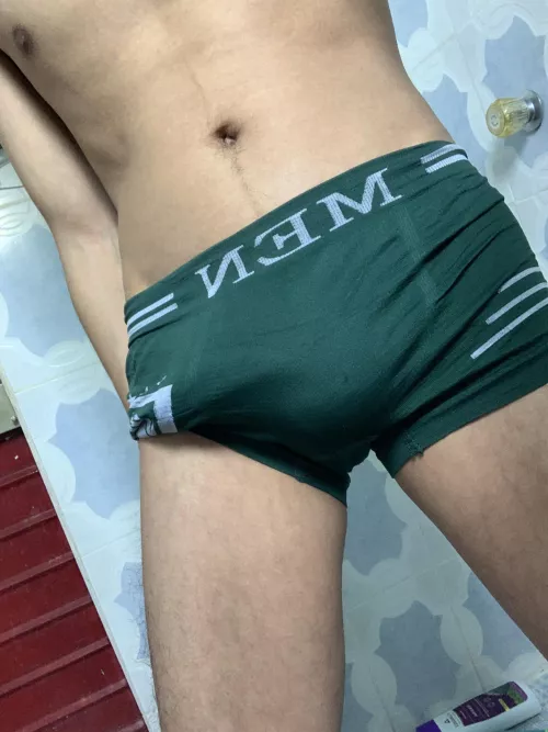 [18] What do you think of this angle?🥵😏😈 by kiriii_ku