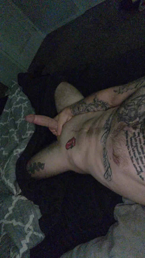 25(m) bored and lonely😏 by Fearless-Return38