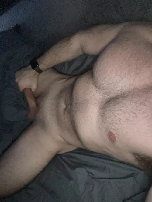 31 Straight muscular for smooth skinny feminine 18+. Add BrianH580 by BrianH6580