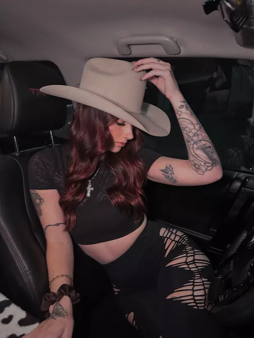 Are girls in crop top a turn on? by sweetlove273