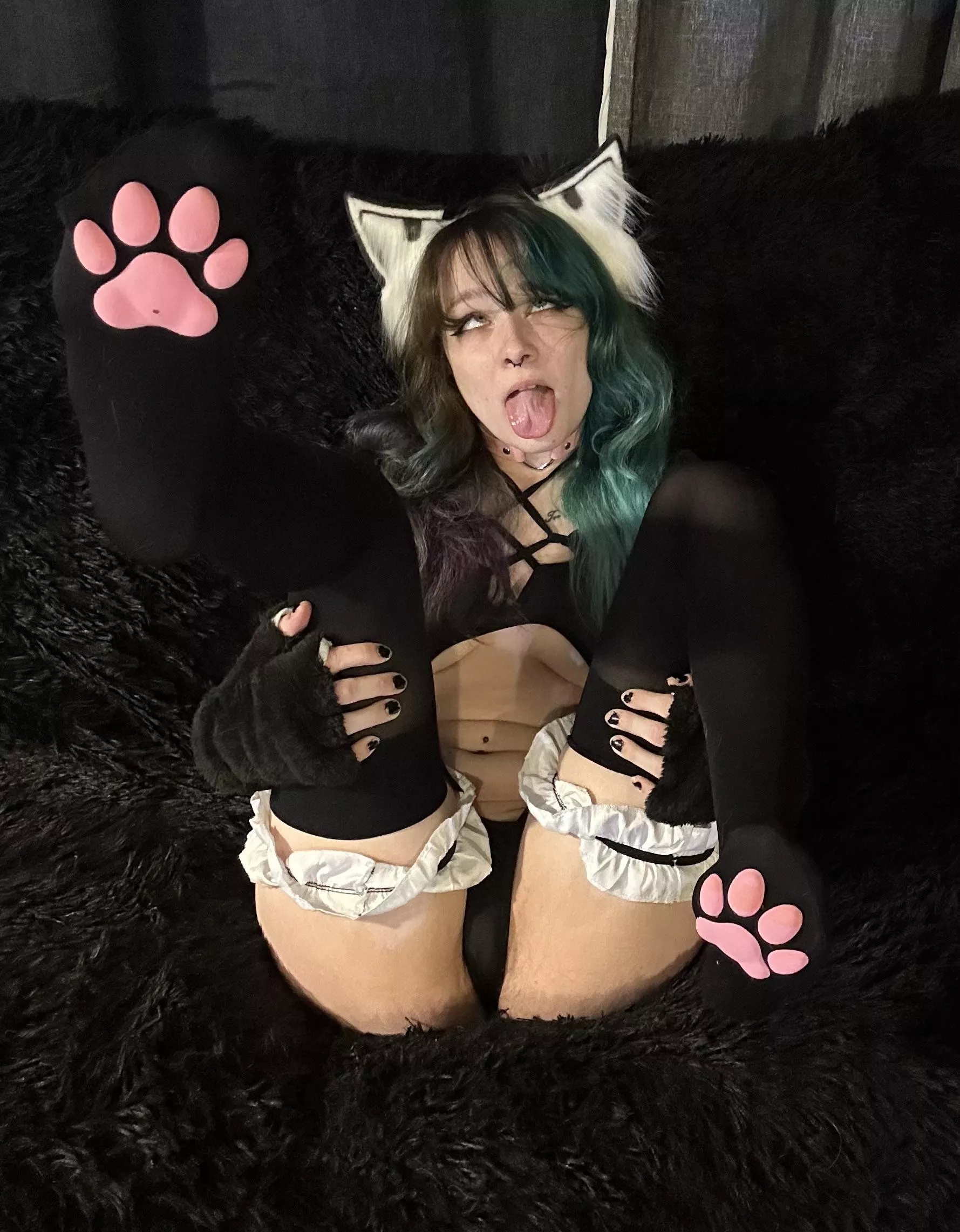 can i come over and look at you like this? posted by nekonaomie