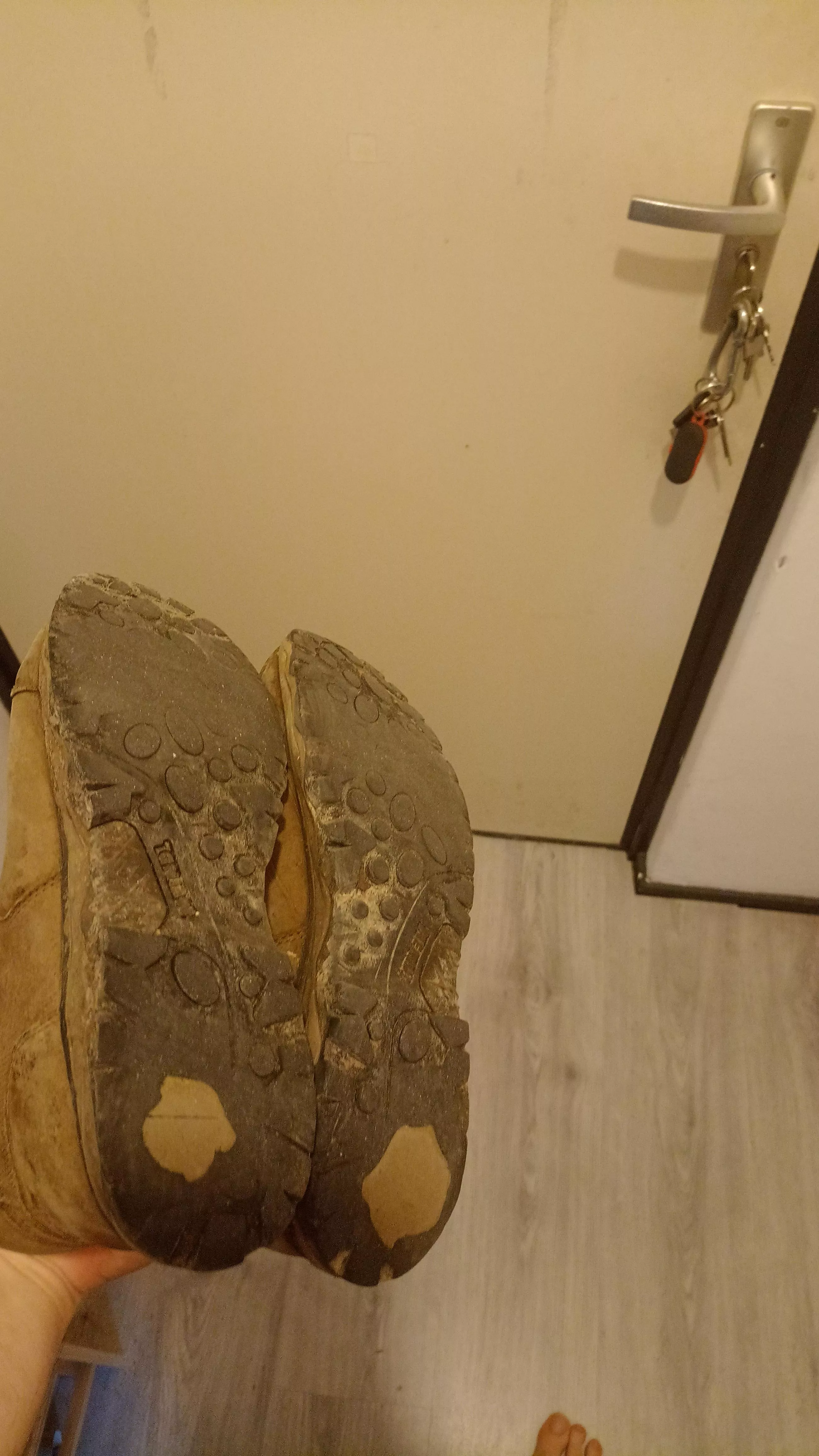 Can these boots be repaired? Or are they near the end of their lives at this point? posted by scaptal