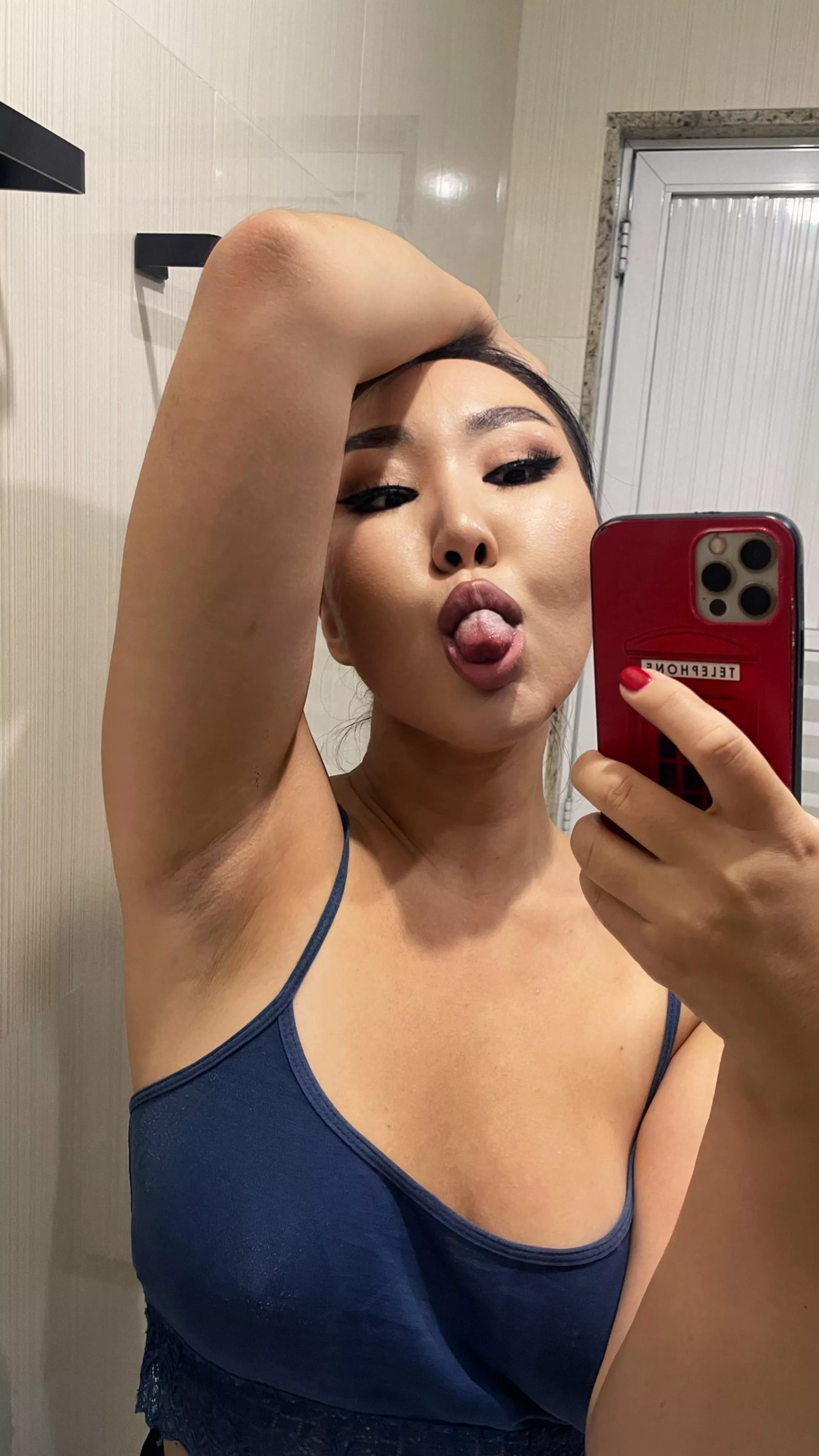 Can we kiss on the first date? posted by Visible_Cold7473