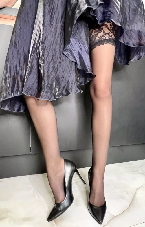 Classic and black heels always by Juliadomaina