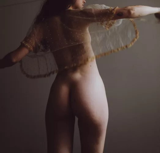 Dancing  by franuella88