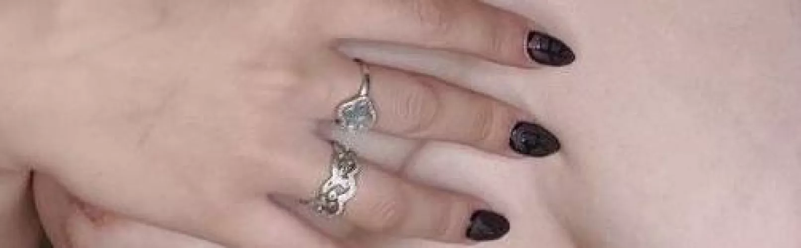 Do you like my busty teen body? c: by pourmonvracrp