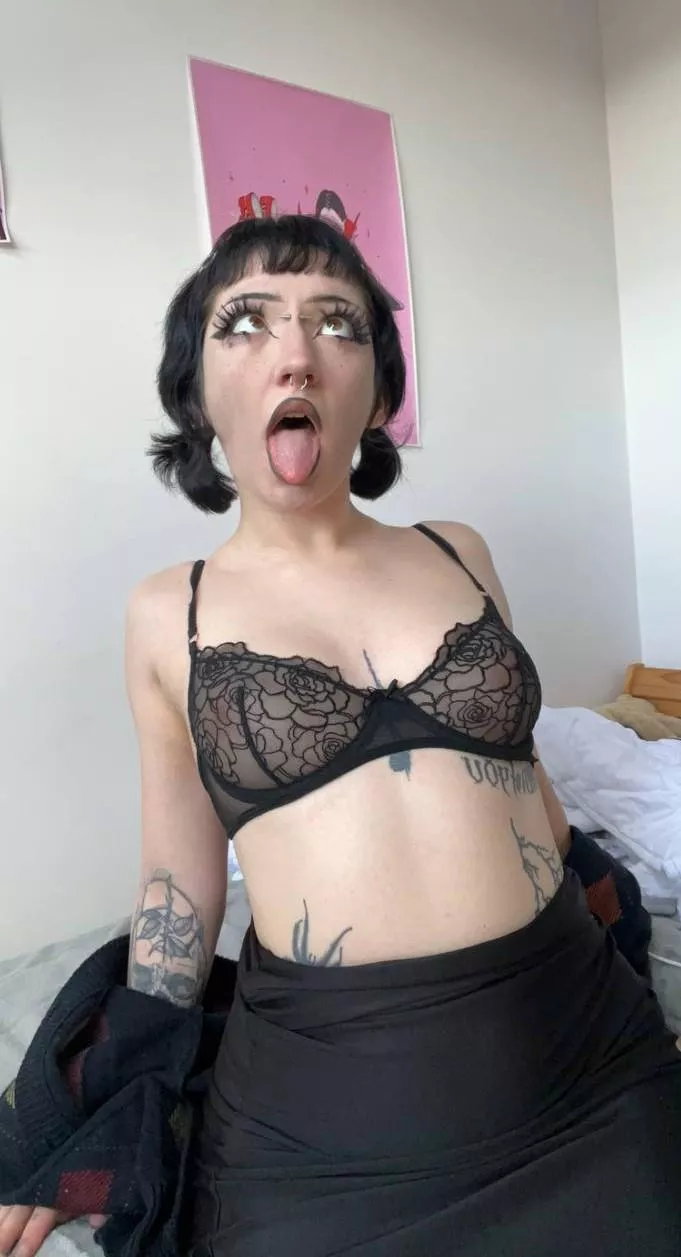 even at work i need to unleash my naughty side posted by DistraughtFram