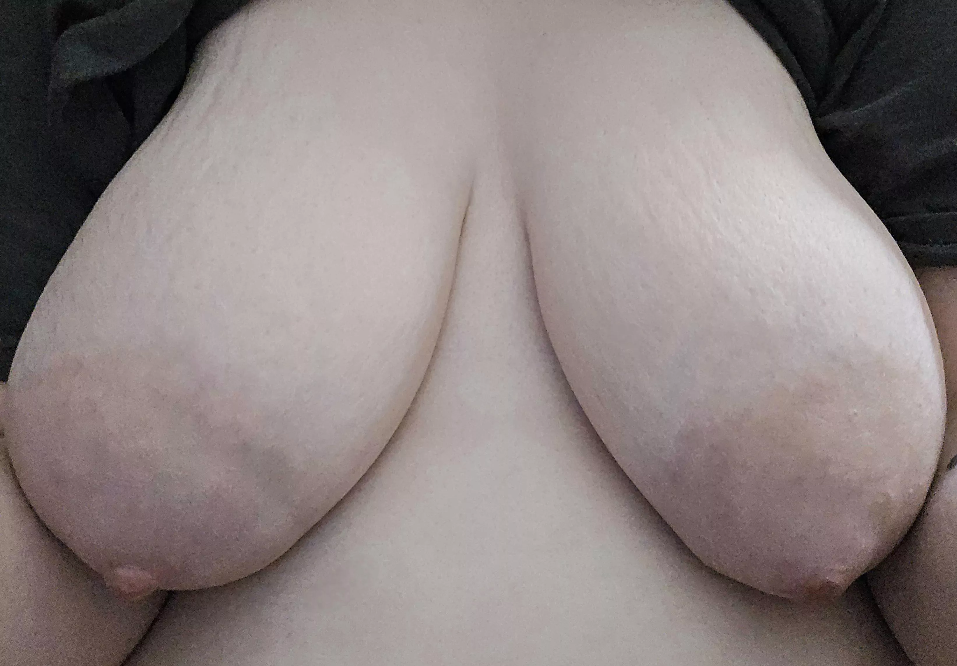 Feeling overly sharing tonight 🖤 posted by bigdickqueen27