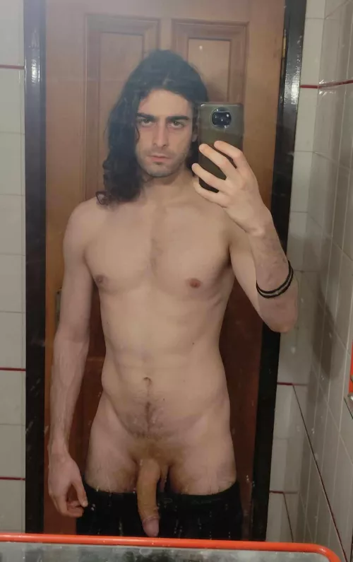 friendlier than i look by zeroboyrun