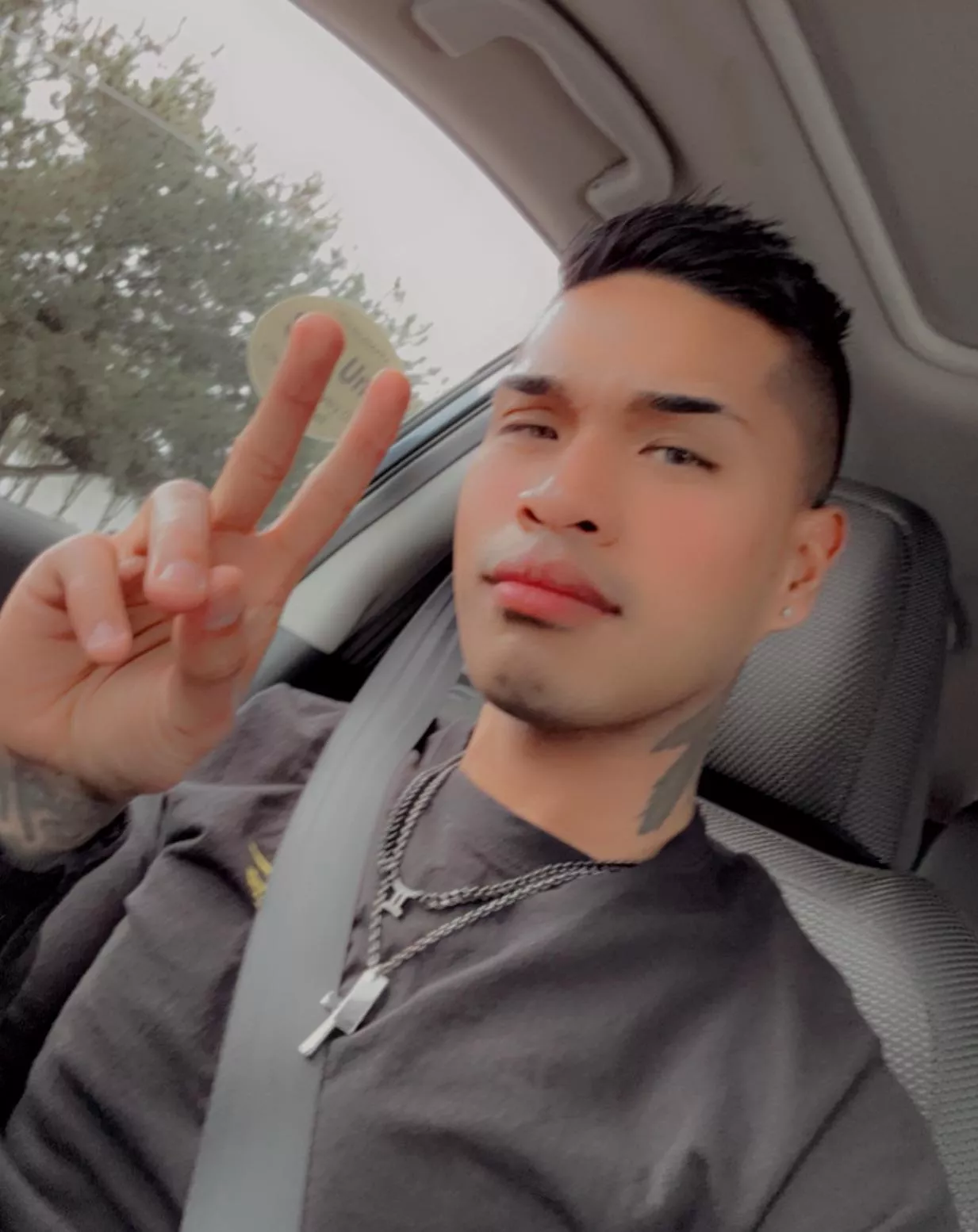 Gaymer Friends ? posted by StubbornPanda671