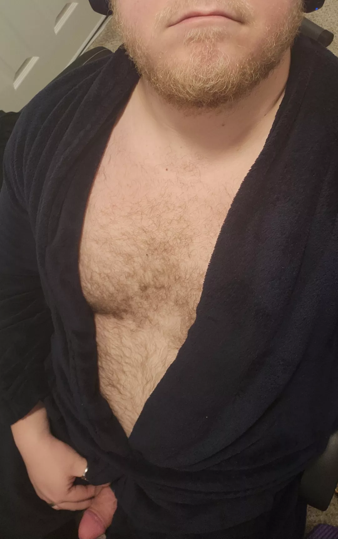 Got a nice thick surprise under this Robe for ya 😈 posted by Divdoz