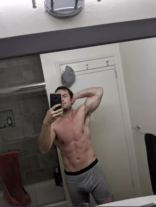 Happy Monday Everyone by BooksandBiceps