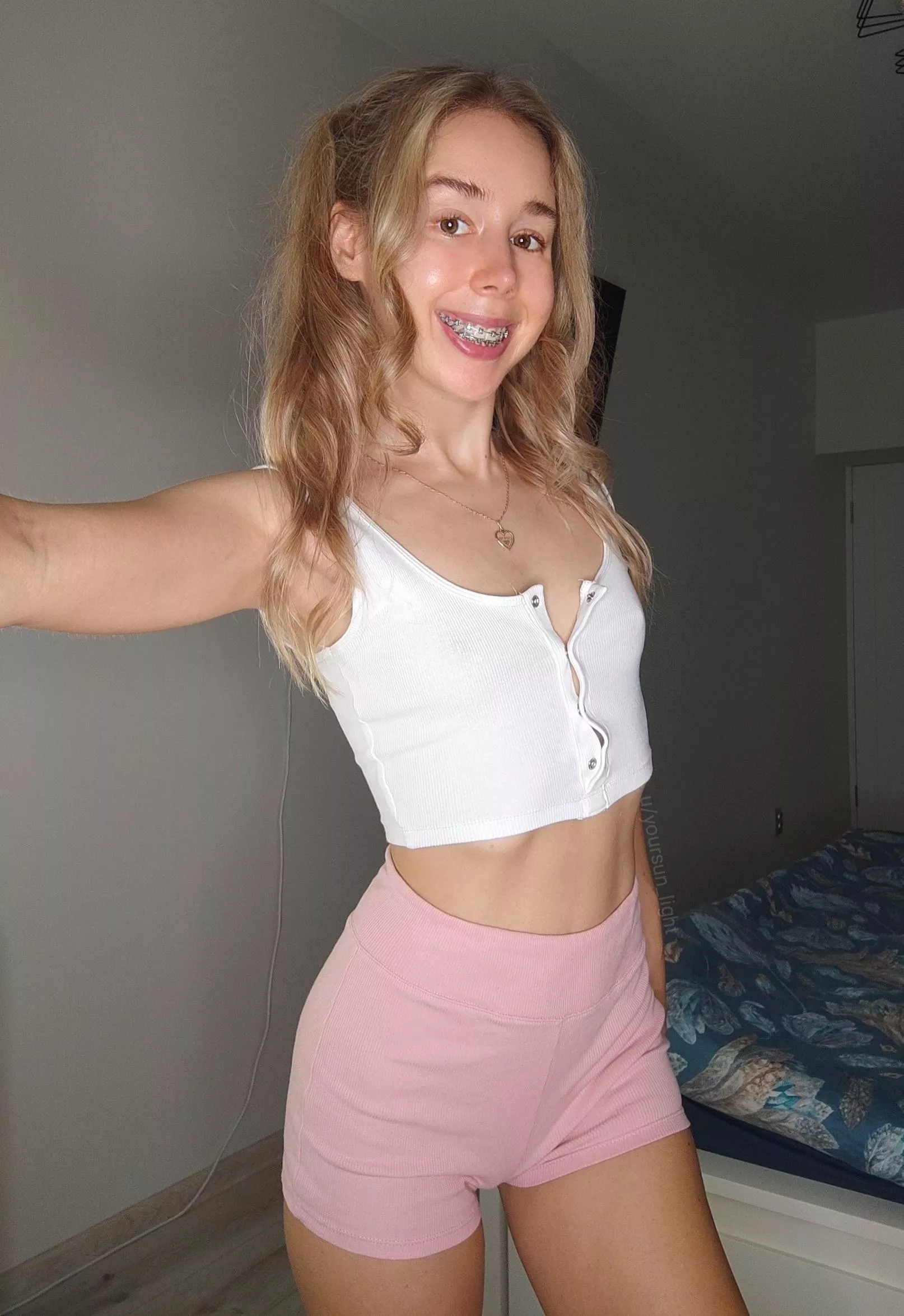 Hello💕💝 posted by yoursun_light