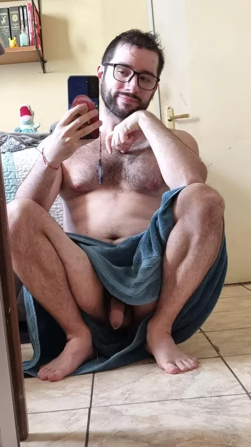 Hey boys! What? What are you looking at?  by LupinTheDog