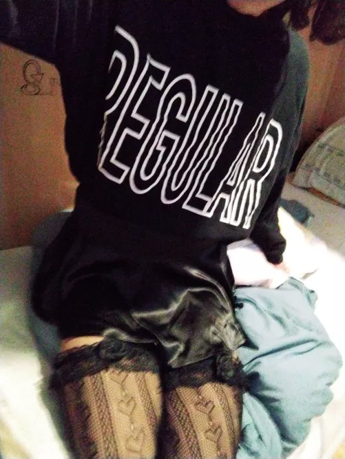 hey my name is martina I'm new 🖤✨ by Unique-Door385