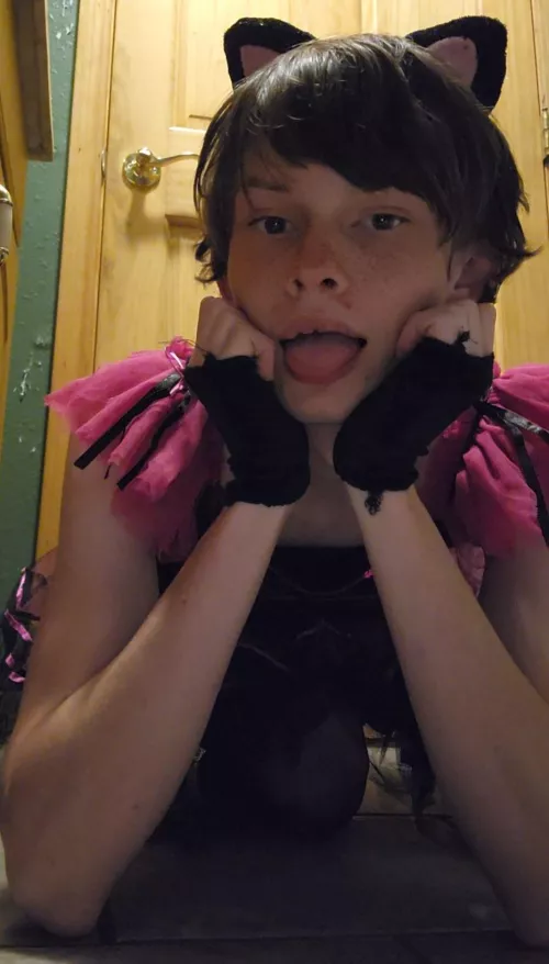 Hi againnnn:) by rayyy2004