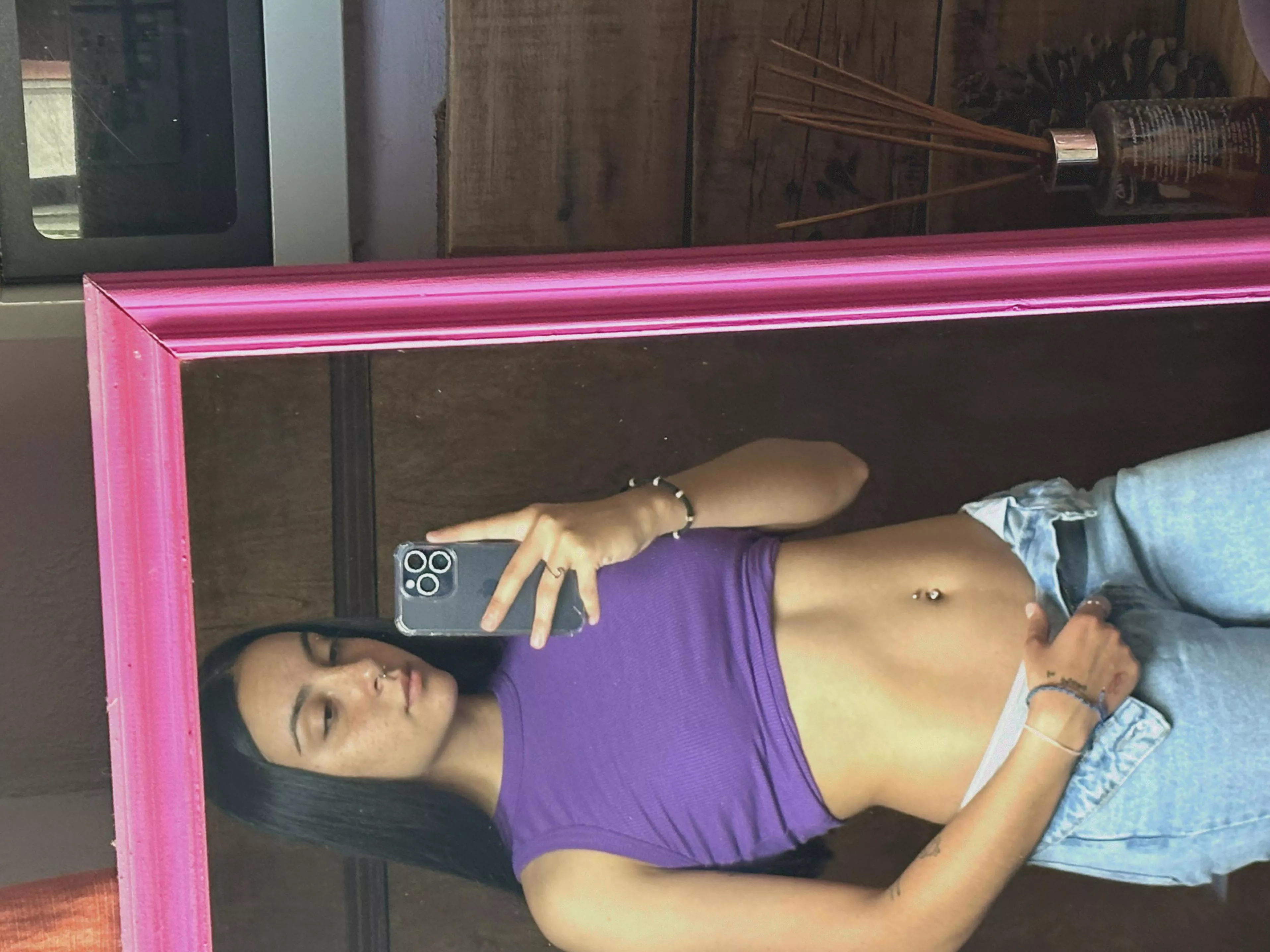  I have this bad habit of taking my panties off for strangers  posted by mominkhalid9