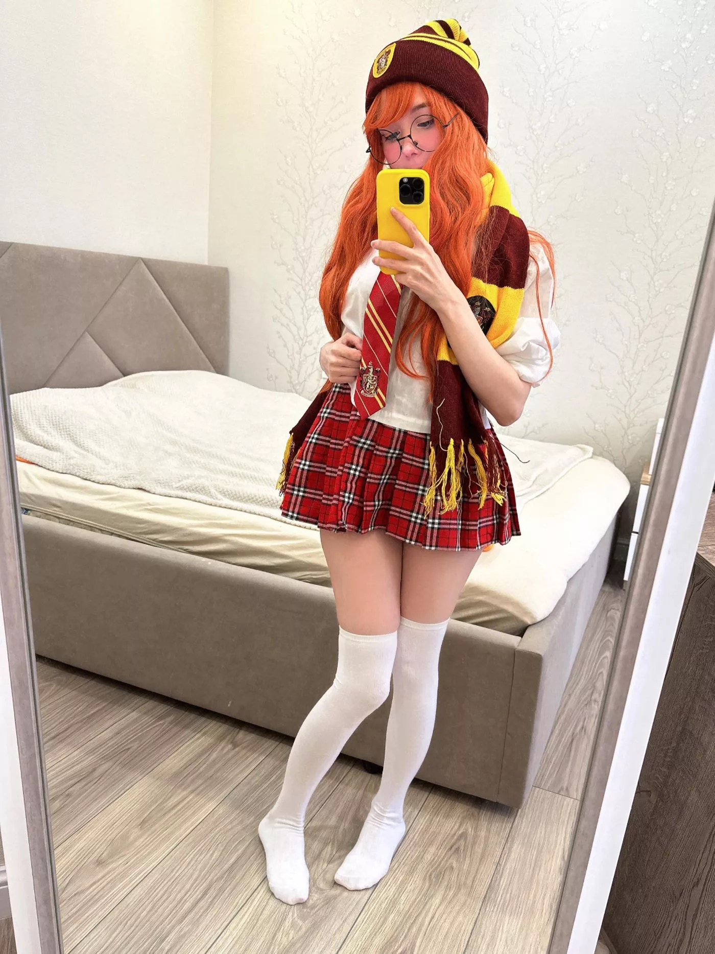 I love short skirts 😏 posted by NikaPaws