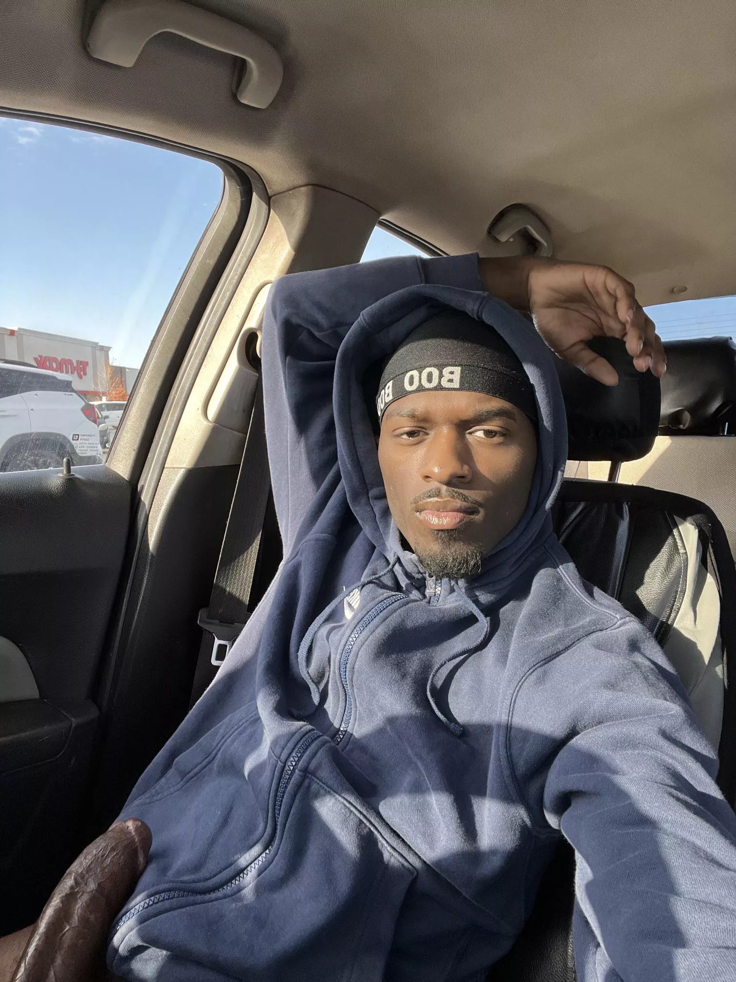 I’m waiting for you in the parking lot posted by daddyyoudeserve