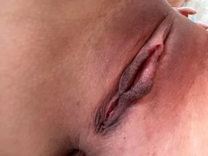 Kiss these lips by KittyGamingQueen