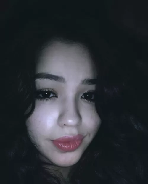 Lips are always ready 💋😏 by Sissyslut638494