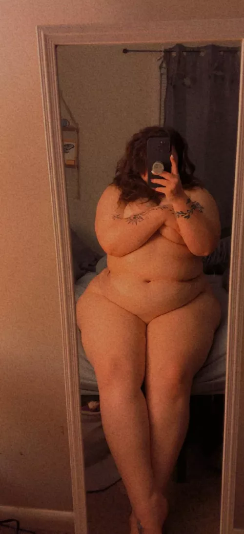 Mirror pics are still cute idc by henleyraexo