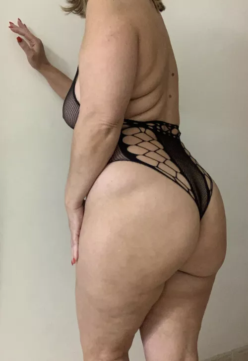 Oh I know you need this  by MrsSisiuxxx