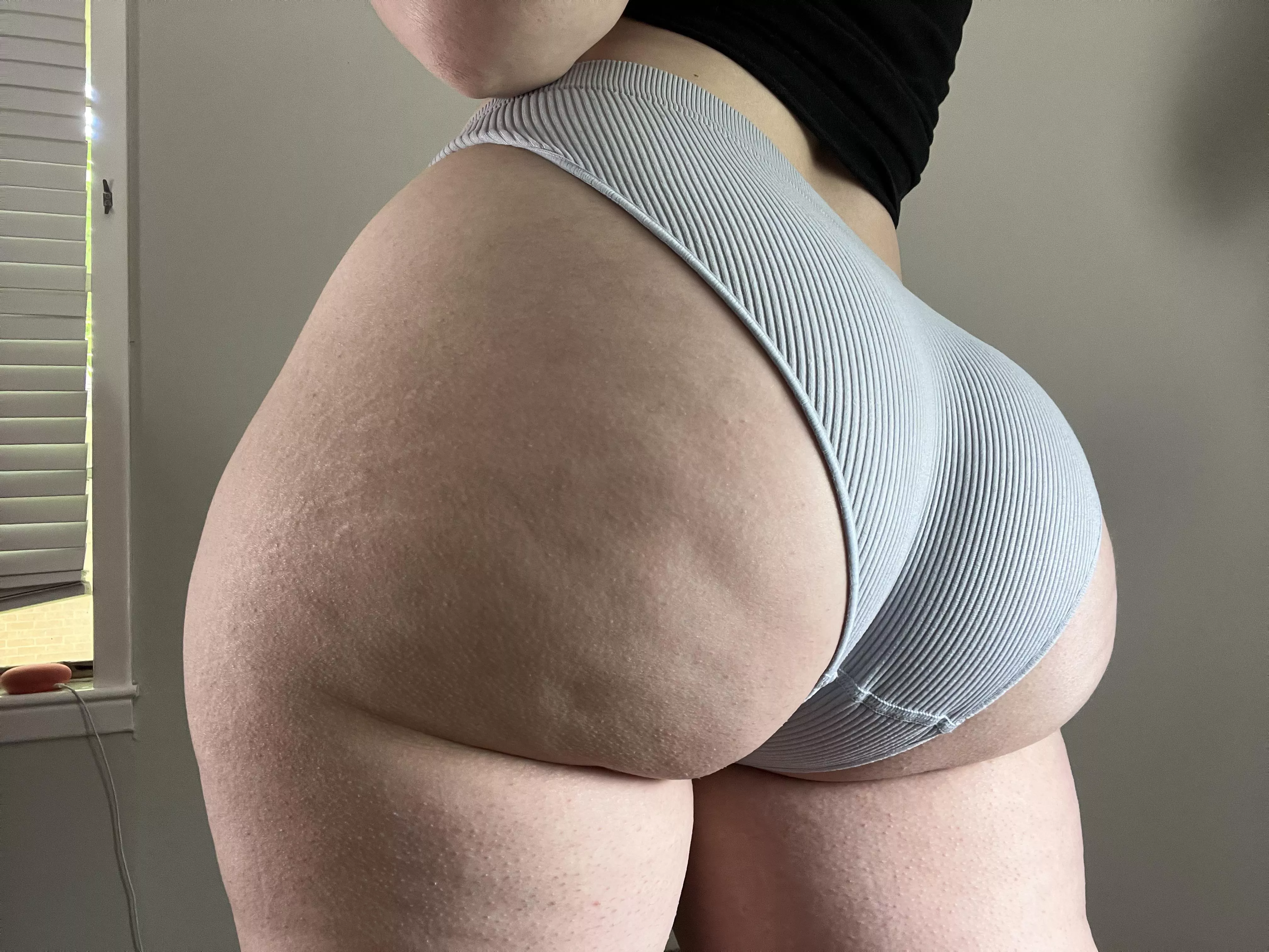 Reminder to stare at this today! NOT the sun posted by luna-jane