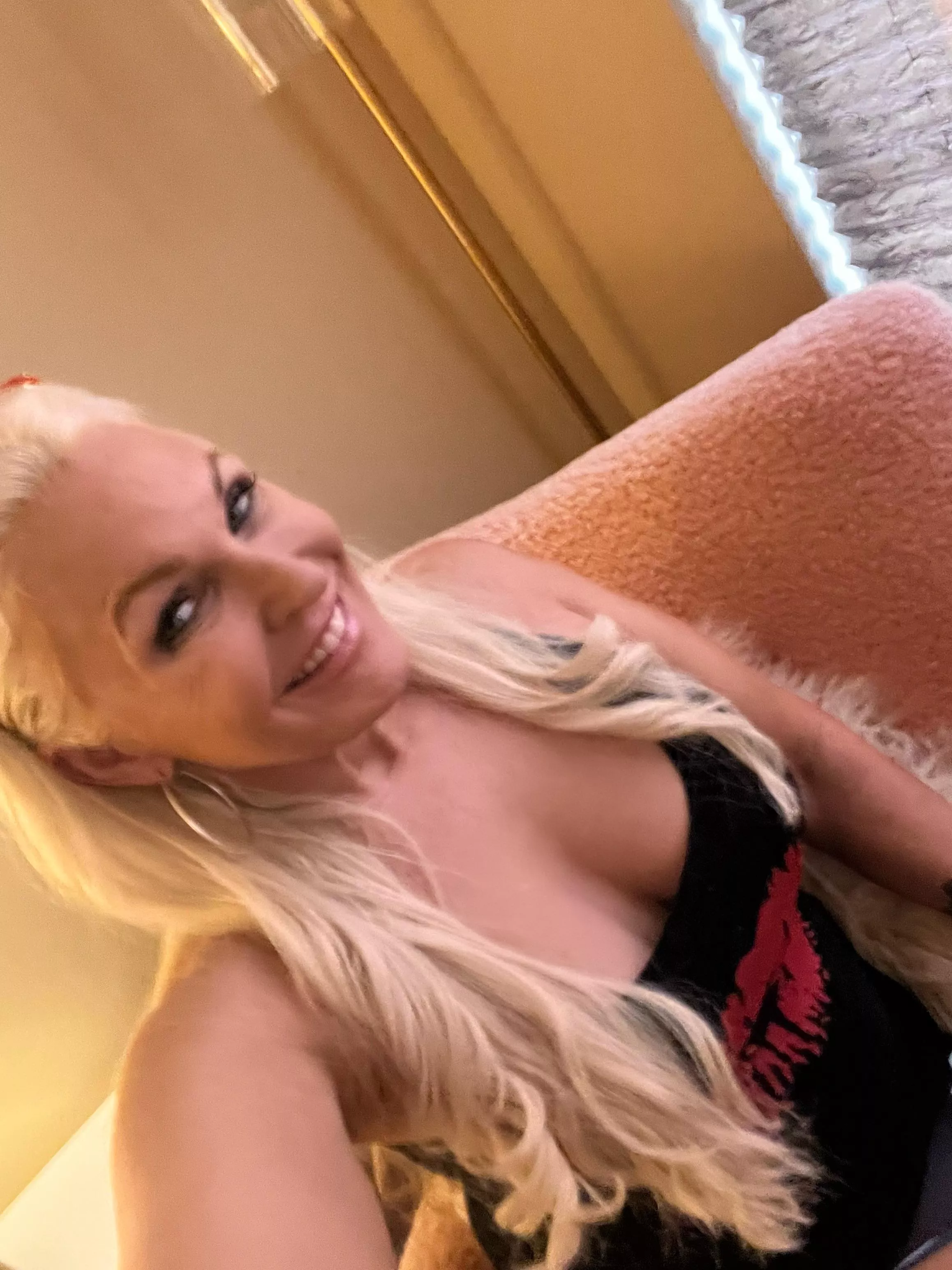 Sex before breakfast or after?  posted by Alenawintersxo